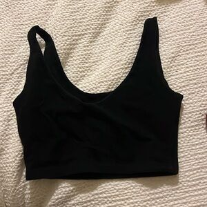 basic black crop tank